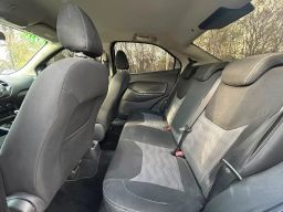 https://img.olx.com.br/thumbs256x256/58/583625202696850.jpg