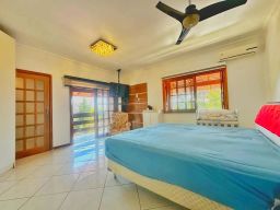 https://img.olx.com.br/thumbs256x256/58/584579390092459.jpg