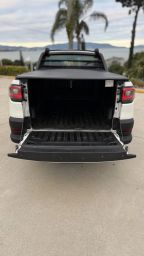 https://img.olx.com.br/thumbs256x256/58/584651453567804.jpg