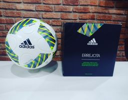 Título do anúncio: Bola Adidas 