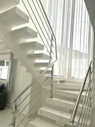 https://img.olx.com.br/thumbs256x256/58/585472353703380.jpg