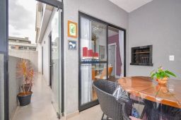 https://img.olx.com.br/thumbs256x256/58/585533632454873.jpg