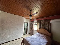 https://img.olx.com.br/thumbs256x256/58/586507636317133.jpg