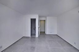 https://img.olx.com.br/thumbs256x256/58/586510767905283.jpg