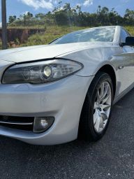 https://img.olx.com.br/thumbs256x256/58/586589633657089.jpg