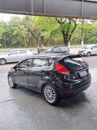 https://img.olx.com.br/thumbs256x256/58/586601449386280.jpg