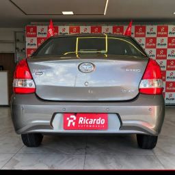 https://img.olx.com.br/thumbs256x256/58/586683684553408.jpg