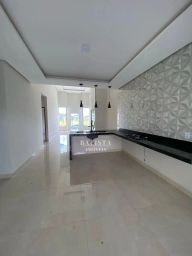 https://img.olx.com.br/thumbs256x256/58/587553757305674.jpg