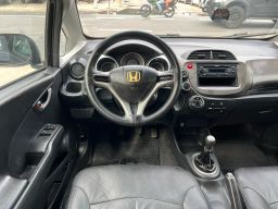 https://img.olx.com.br/thumbs256x256/58/587678449085286.jpg