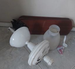 https://img.olx.com.br/thumbs256x256/58/588546518810404.jpg