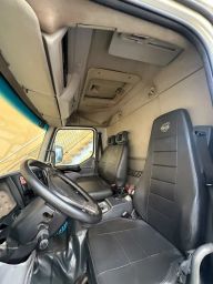 https://img.olx.com.br/thumbs256x256/58/588653444777017.jpg