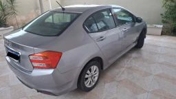 https://img.olx.com.br/thumbs256x256/58/589519277923645.jpg