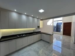 https://img.olx.com.br/thumbs256x256/58/589640338652144.jpg