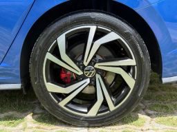 https://img.olx.com.br/thumbs256x256/59/593500490493570.jpg