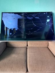 Título do anúncio: Tv Philco 4K led tela quebrada 
