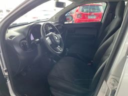 https://img.olx.com.br/thumbs256x256/59/598575635679636.jpg