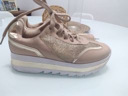 tenis vizzano descascando