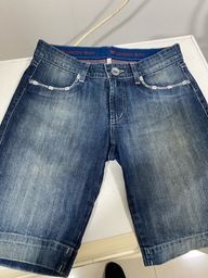 Título do anúncio: Bermuda jeans com strass 