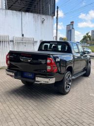 https://img.olx.com.br/thumbs256x256/60/603618696981153.jpg
