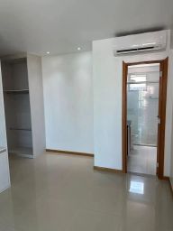 https://img.olx.com.br/thumbs256x256/60/604548527030797.jpg
