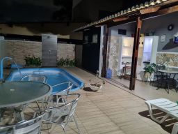 https://img.olx.com.br/thumbs256x256/60/604641318414229.jpg