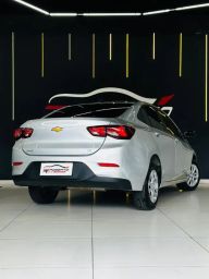 https://img.olx.com.br/thumbs256x256/60/606615666707145.jpg
