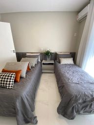 https://img.olx.com.br/thumbs256x256/60/606681143418460.jpg