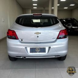 https://img.olx.com.br/thumbs256x256/60/607523622560757.jpg