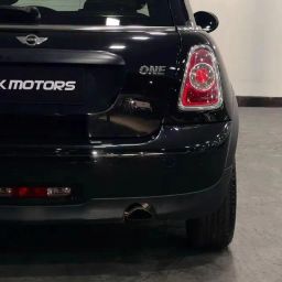 https://img.olx.com.br/thumbs256x256/60/607552767040145.jpg