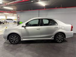 https://img.olx.com.br/thumbs256x256/60/608648910762279.jpg