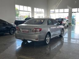 https://img.olx.com.br/thumbs256x256/60/608682782668179.jpg
