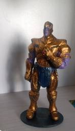 Título do anúncio: Thanos com armadura 