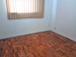 https://img.olx.com.br/thumbs256x256/60/609543401007831.jpg