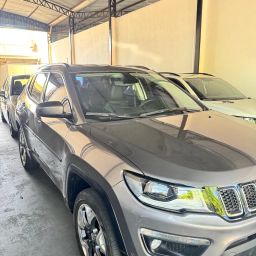https://img.olx.com.br/thumbs256x256/61/610553645297063.jpg