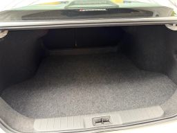 https://img.olx.com.br/thumbs256x256/61/610647082790000.jpg