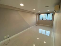 https://img.olx.com.br/thumbs256x256/61/610696327053963.jpg