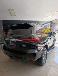 https://img.olx.com.br/thumbs256x256/61/611518620988996.jpg