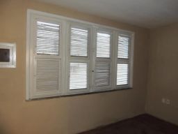 https://img.olx.com.br/thumbs256x256/61/611536036357942.jpg