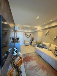 https://img.olx.com.br/thumbs256x256/61/611559882431683.jpg