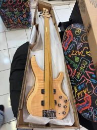 https://img.olx.com.br/thumbs256x256/61/612573168325806.jpg
