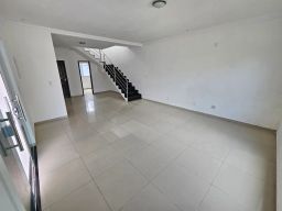 https://img.olx.com.br/thumbs256x256/61/612577878102703.jpg