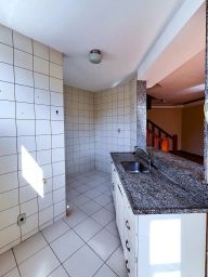 https://img.olx.com.br/thumbs256x256/61/613529286124008.jpg