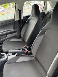 https://img.olx.com.br/thumbs256x256/61/613693332535400.jpg