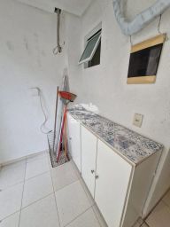 https://img.olx.com.br/thumbs256x256/61/614529408973238.jpg