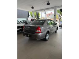 https://img.olx.com.br/thumbs256x256/61/615608458570094.jpg