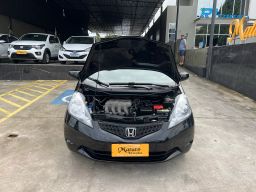 https://img.olx.com.br/thumbs256x256/61/615625204411792.jpg