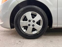 https://img.olx.com.br/thumbs256x256/61/615629566183450.jpg