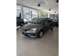 https://img.olx.com.br/thumbs256x256/61/615687211458402.jpg