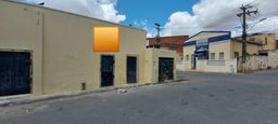 Título do anúncio: Casa de esquina em Jacarecanga,  com 6 compartimentos  próximo do centro de Fortaleza.