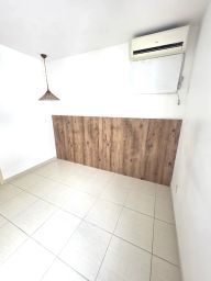 https://img.olx.com.br/thumbs256x256/61/617654316551843.jpg